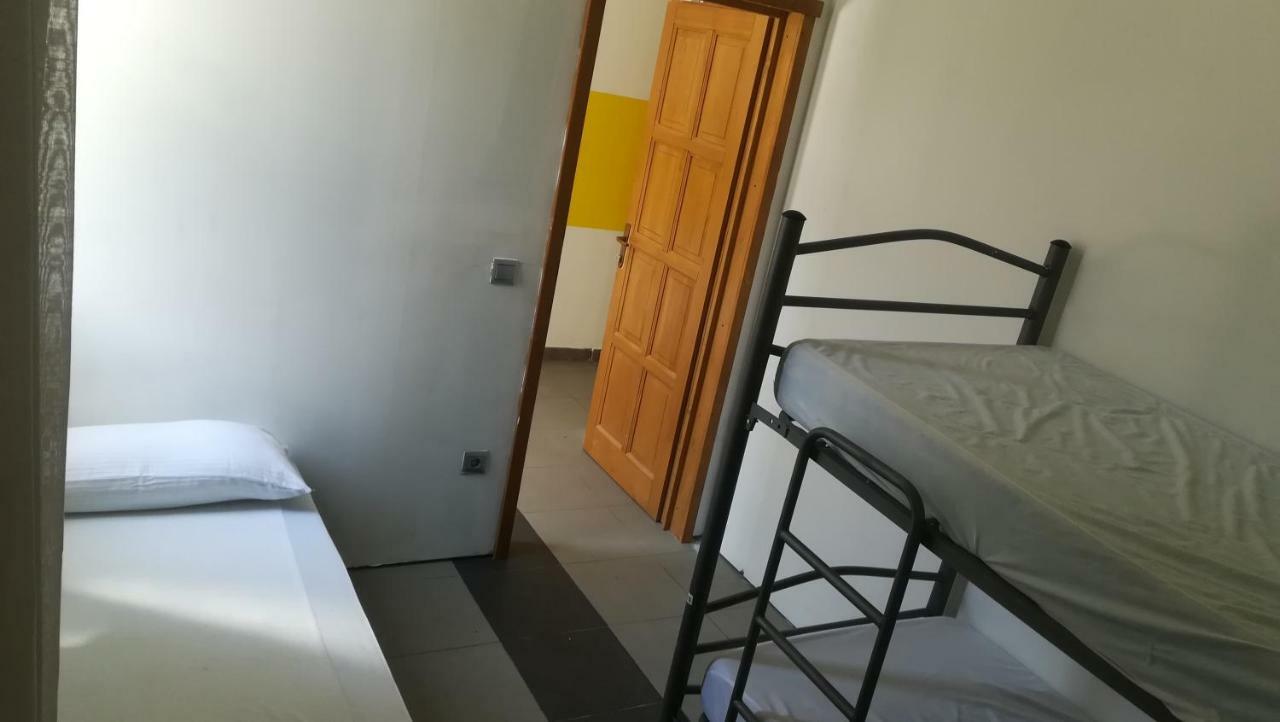 Albergue Internacional De Teruel City Backpackers Екстер'єр фото